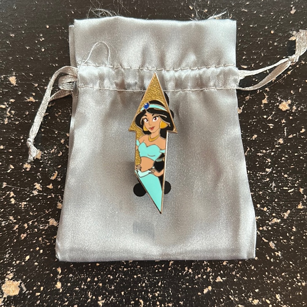 Authentic Disney Parks Trading Pin Jasmine Castle Booster Set Piece